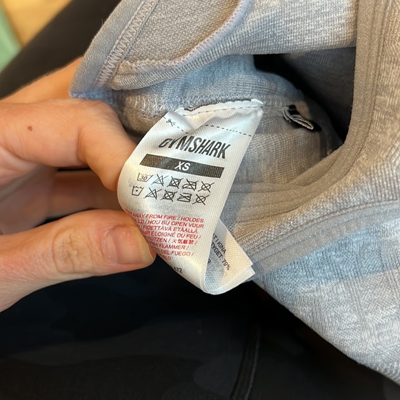 GymShark Sports Bra & Leggings - Picture 4 of 7